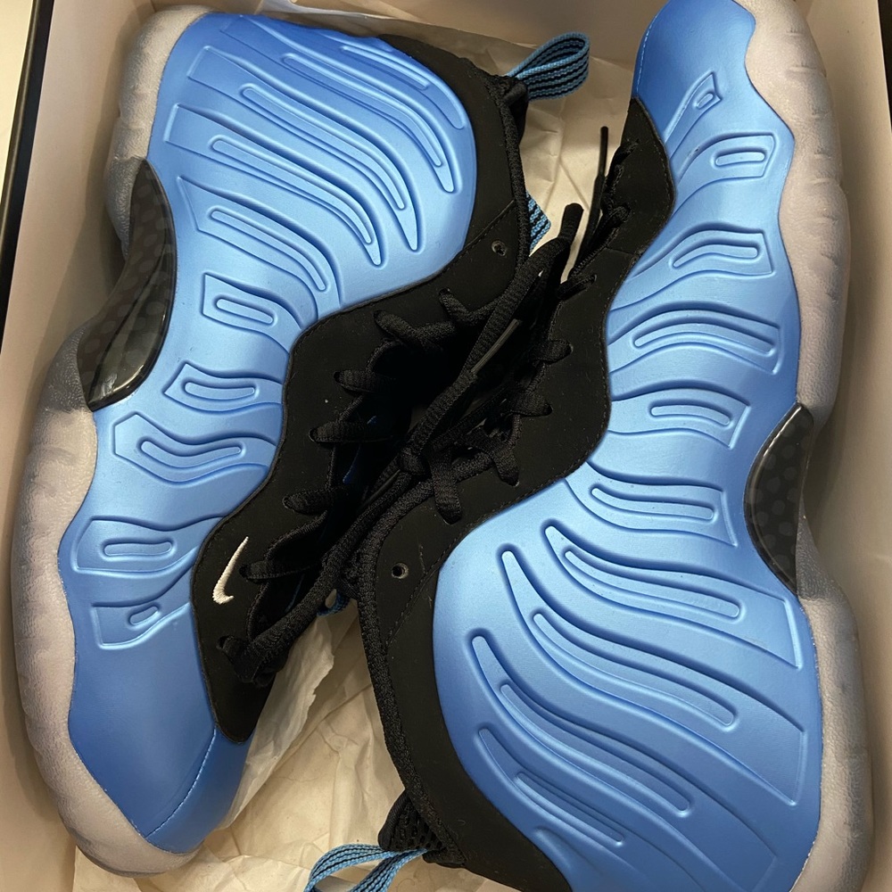 Nike Foamposite University Blue